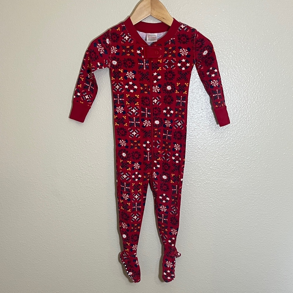 Hanna Andersson Red Festive Organic Cotton One Piece Footie Pajamas